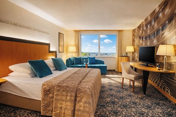 Executive Double Room, Club Lounge Access, City View