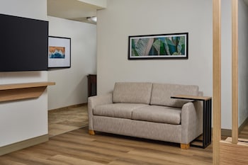 Room, 1 King Bed, Microwave