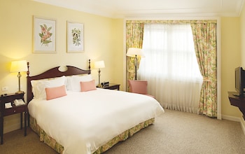 Suite, 1 Bedroom, Pool View