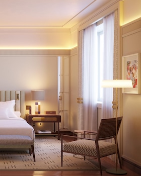 Superior Room, Partial Ocean View