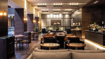 Signature Suite