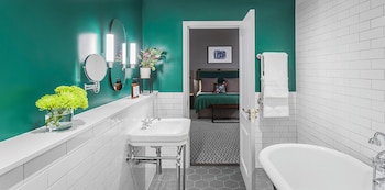 Suite, 2 King Bed