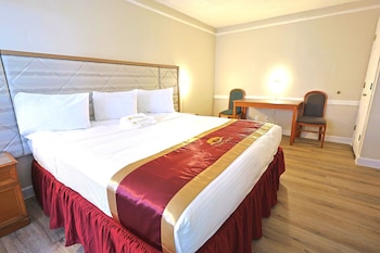 Room, 1 King Bed, Non Smoking