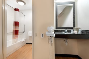 Deluxe Room, 2 Double Beds, Accessible, Non Smoking