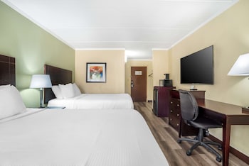 Standard Room, 2 Queen Beds, Non Smoking, Refrigerator & Microwave