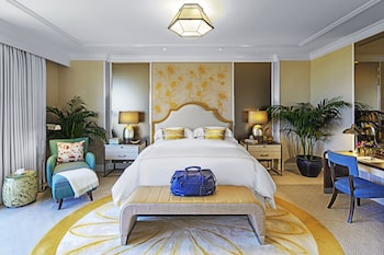 Royal Suite, Oceanfront (Royal Poinciana)
