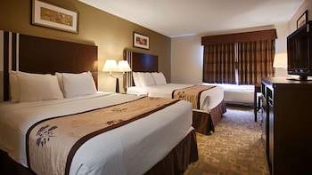 Standard Room, 2 Queen Beds, Non Smoking, Refrigerator