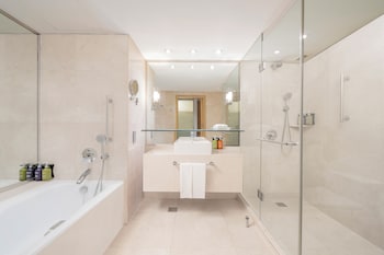 Premium Room, 2 Twin Beds, Non Smoking, Bathtub