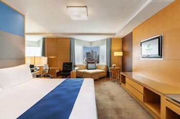 Premium Room, 1 King Bed, Non Smoking, City View