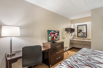 Deluxe Room, 1 King Bed (Smoke Free)