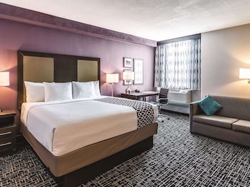 Deluxe Room, 1 King Bed, Non Smoking