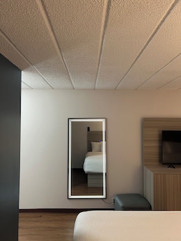 Suite, 2 Bedrooms, Non Smoking