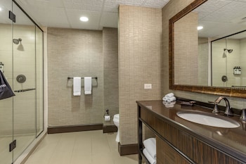 Suite, 1 Bedroom (Get Fit Suite, 1 King Bed)
