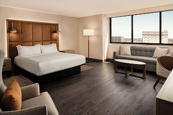 Deluxe Room, 1 King Bed