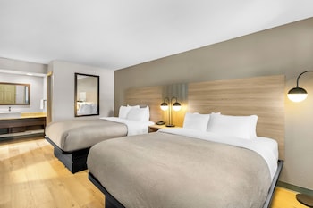 Standard Room, 2 Queen Beds, Non Smoking