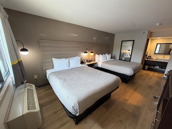 Standard Room, 2 Queen Beds, Non Smoking