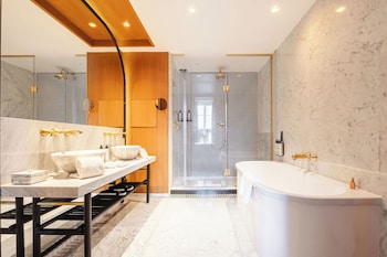 Prestige Suite