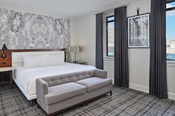 Deluxe Room, 1 King Bed