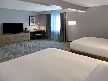 Deluxe Room, 2 Queen Beds, Non Smoking