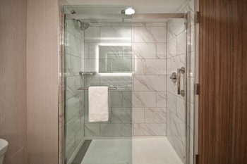 Deluxe Room, 1 King Bed