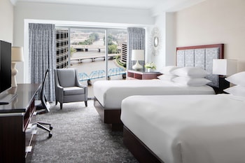 Room, 2 Queen Beds, Non Smoking, River View