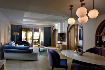 Suite, 1 King Bed, Ocean View (Opera,Beach Access,Balcony or Terrace)