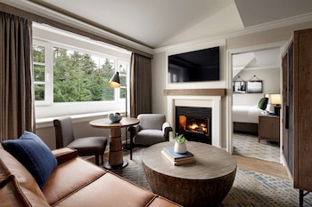 Fairmont Gold, Junior Suite, 1 King Bed