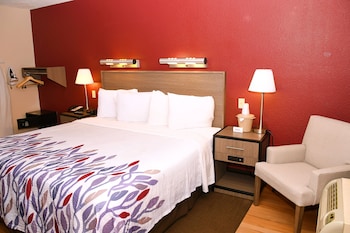 Superior Room, 1 King Bed, Accessible (Smoke Free)