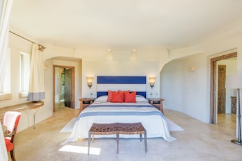 Suite (Pool Suite)