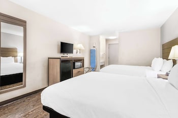 Room, 2 Queen Beds
