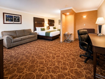 Suite, 2 Queen Beds, Non Smoking