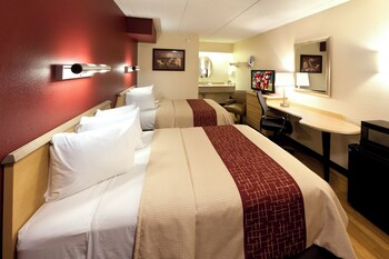 Standard Room, 2 Double Beds (Smoke Free)