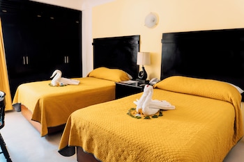 Standard Room, 2 Double Beds