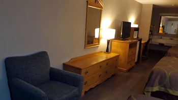 Room, Multiple Beds, Non Smoking