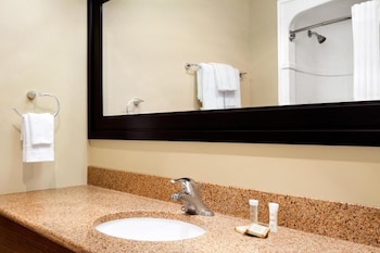 Suite, 2 Queen Beds, Non Smoking