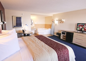 Standard Suite, 1 King Bed, Non Smoking, Jetted Tub