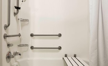 Room, 2 Queen Beds (Mobility Accessible, Tub)