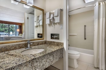 Room, 2 Queen Beds, Non-Smoking - Pet Friendly
