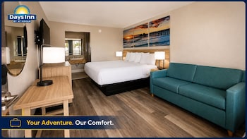 Deluxe Room, 1 King Bed, Non Smoking