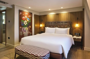 Deluxe Room, 1 King Bed (Newly Refurbished)