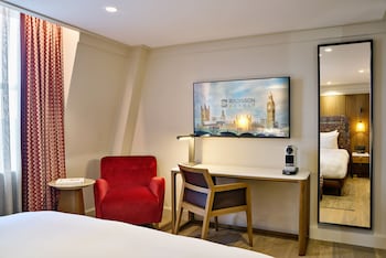 Deluxe Room, 1 King Bed (Newly Refurbished)