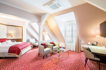 Deluxe Room, 1 Double Bed (Larger Room)