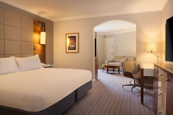 Junior Suite, 1 King Bed