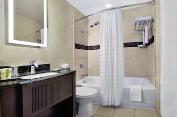Premium Room, 1 King Bed