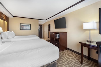 Standard Room, 2 Queen Beds, Non Smoking
