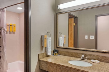 Family Suite, 2 Bedrooms, Kitchen (Full Kitchen)