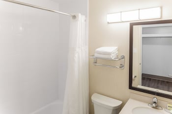 Standard Room, 2 Double Beds (Only Accessible by Stairs)