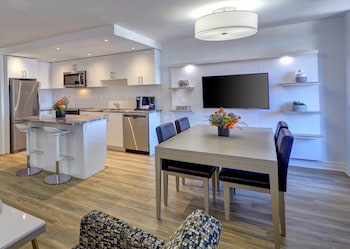 Luxury Suite, 2 Double Beds