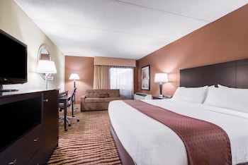 Standard Room, 1 King Bed (Atrium View)
