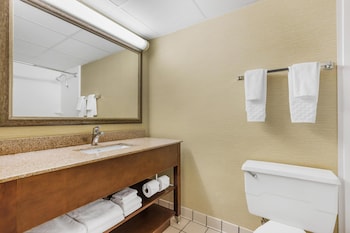 Standard Room, 2 Double Beds, Non Smoking, Refrigerator & Microwave